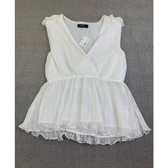 NWT On Twelfth Gathered Blouse Top Sleeveless V neck Wide Strap Size Small - Picture 1 of 5